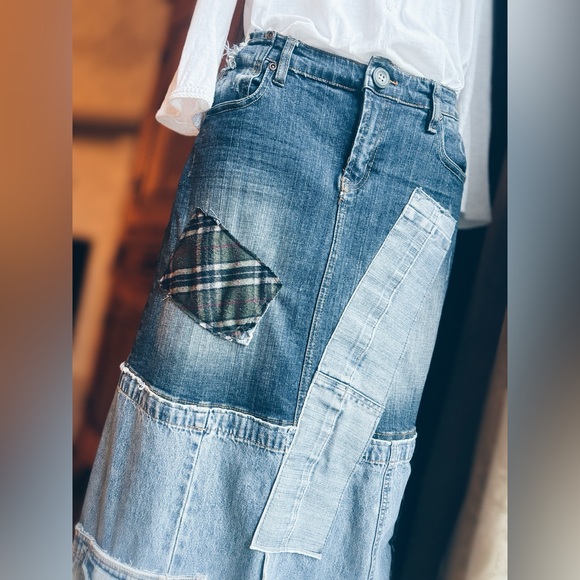 Skirt Maxi  Denim ALL PATCHED DENIM MAXI & BEADED TOP - Picture 6 of 15